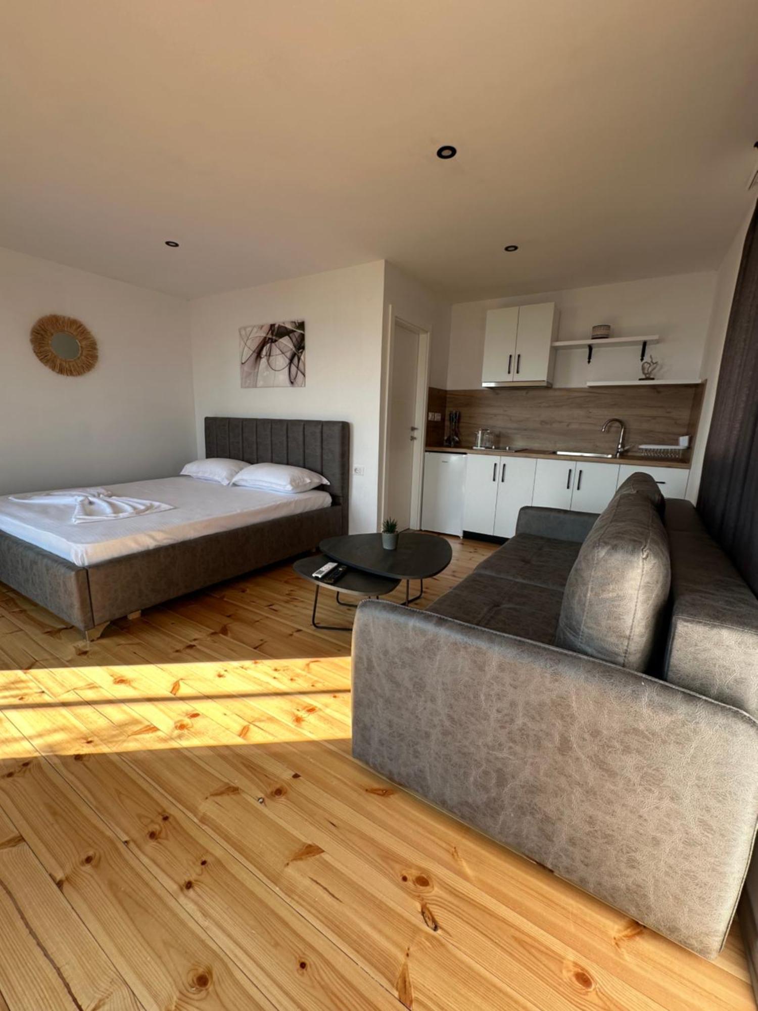 Lake Escape Villa Shiroke Shkodër エクステリア 写真