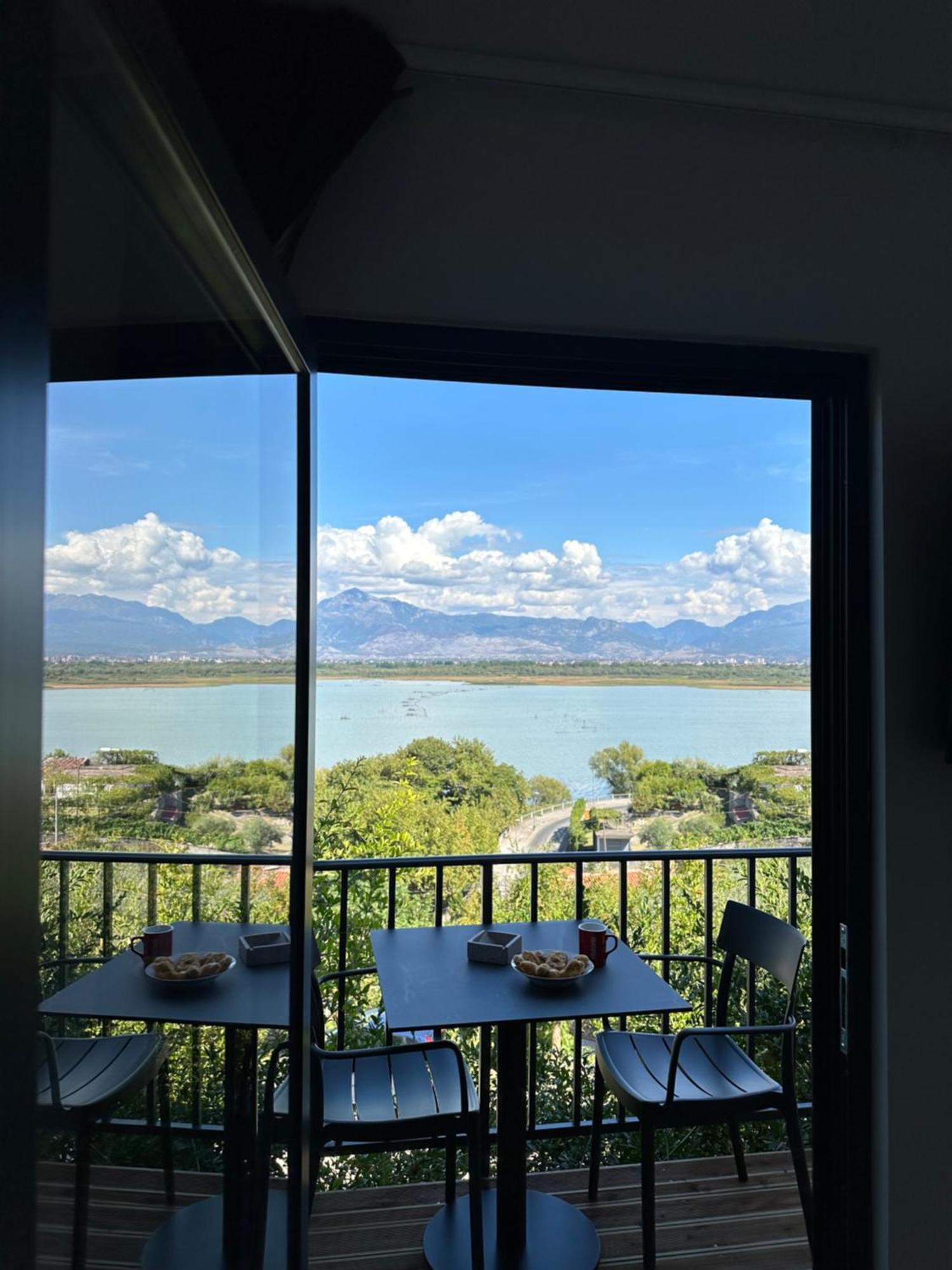 Lake Escape Villa Shiroke Shkodër エクステリア 写真